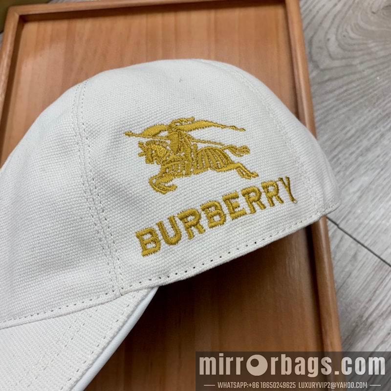 Burberry Hat31