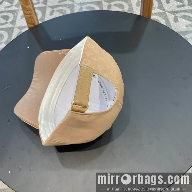 LV Hat 042802