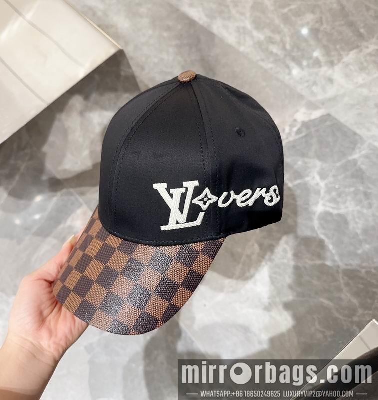 LV Hat 071303