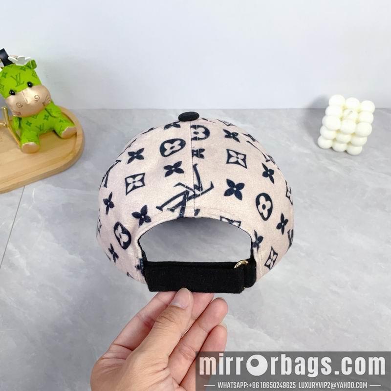 LV Hat dx15