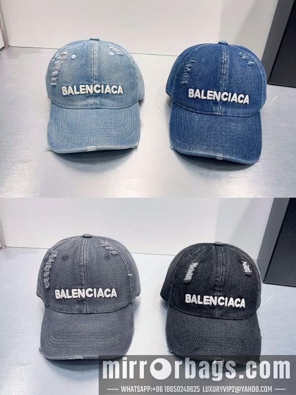 Balenciaga Hat dx03