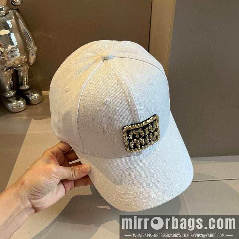 Miumiu Hat dx33