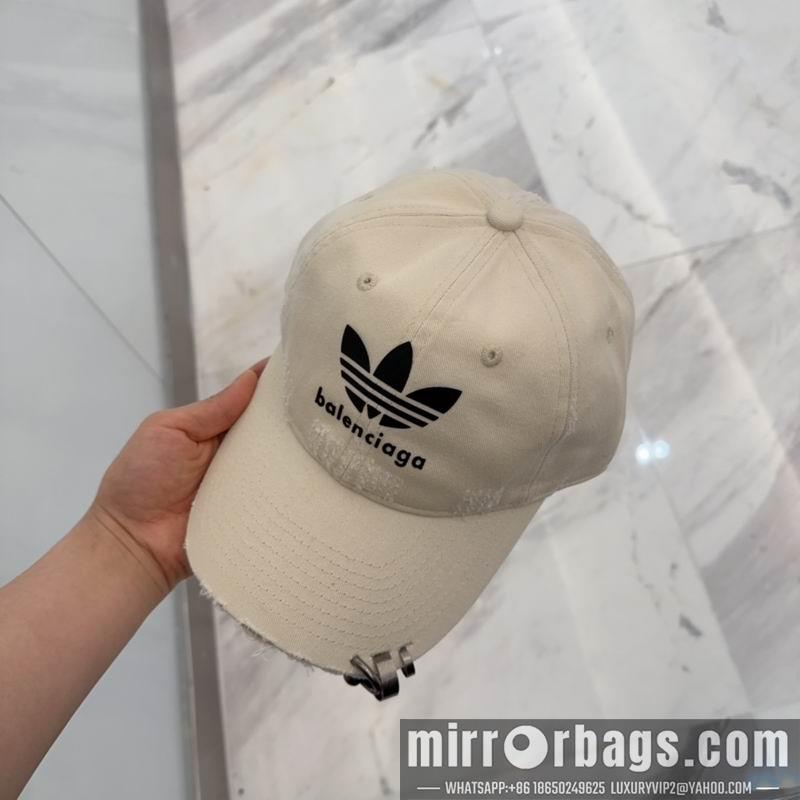 Balenciaga Hat dx78