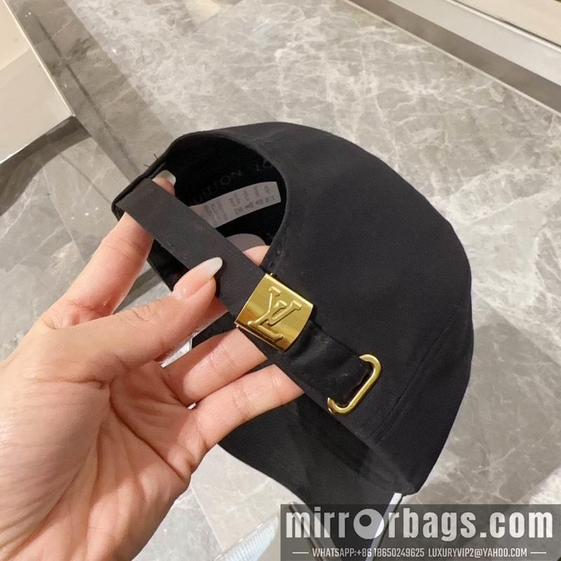 LV Hat dx19