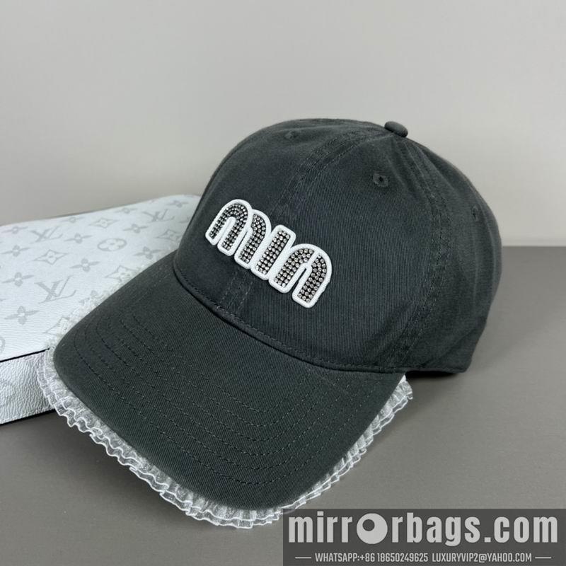 Miumiu Hat dx14
