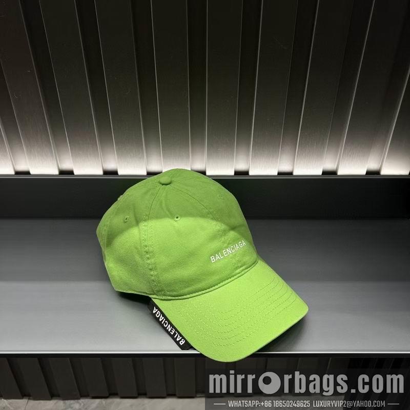 Balenciaga Hat dx40