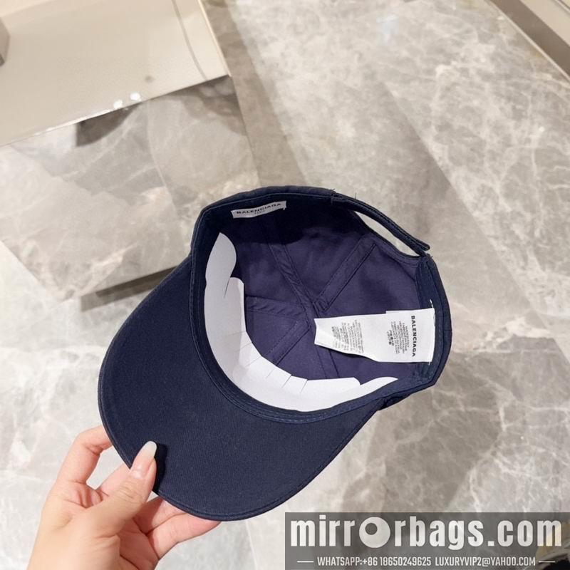 Balenciaga Hat 072301