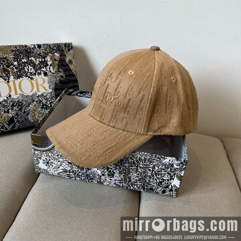 Dior Hat dx17