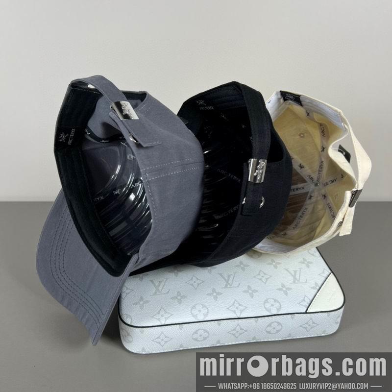 Arcteryx Hat dx17