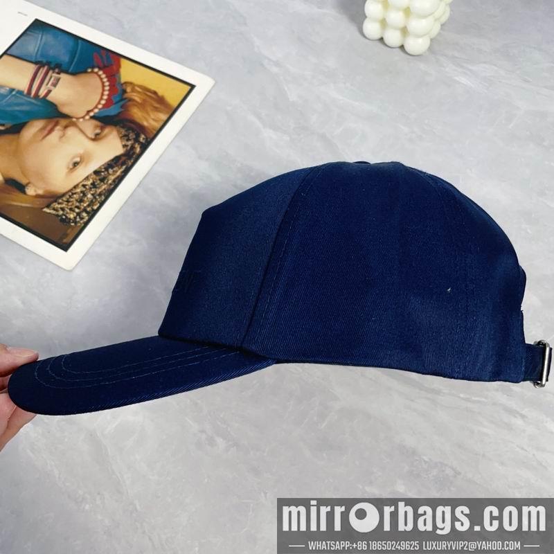 YSL Hat dx20