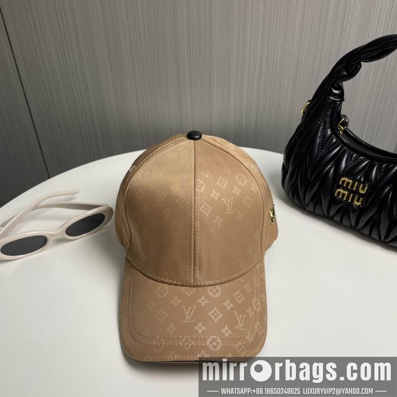 LV Hat 081802