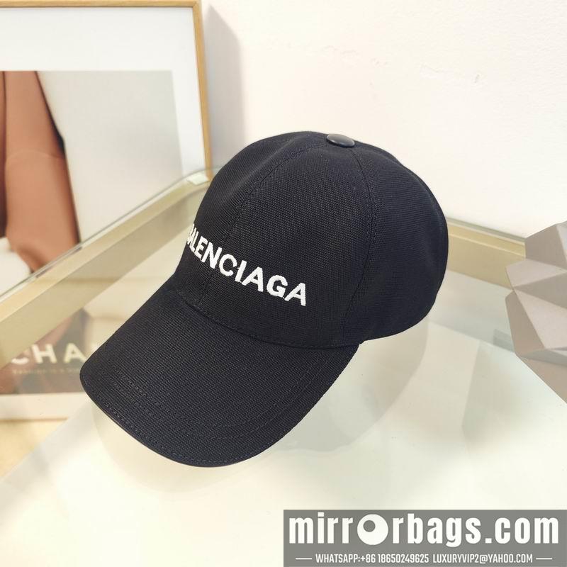 Balenciaga Hat dx80