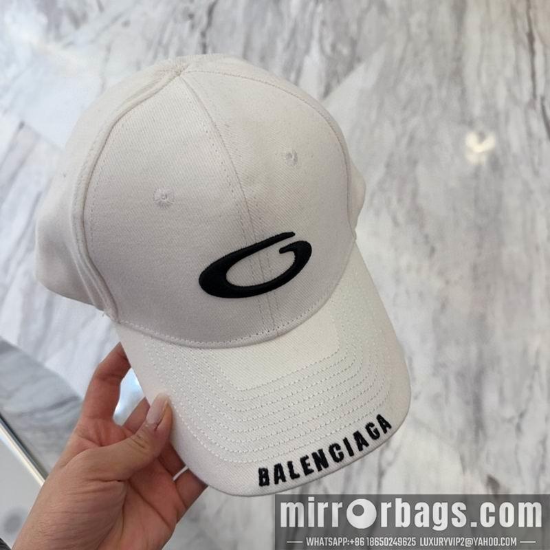 Balenciaga Hat dx52