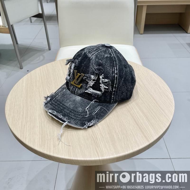 LV Hat 030743