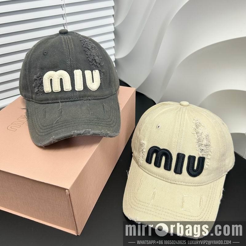 Miumiu Hat dx95