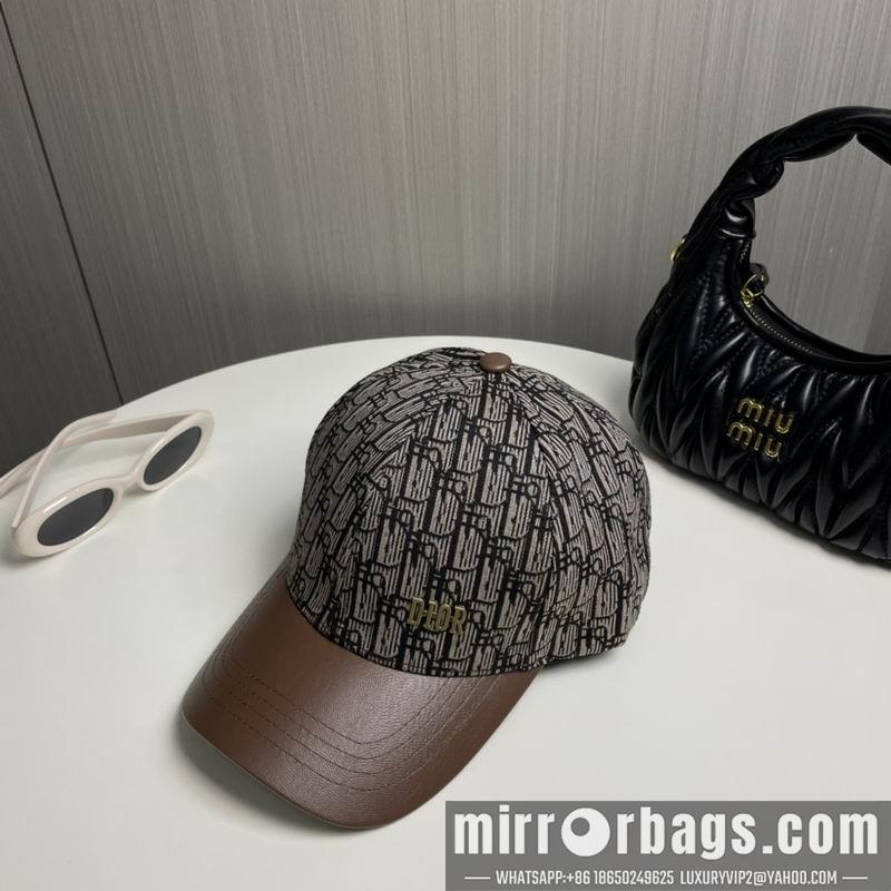 Dior Hat 081802