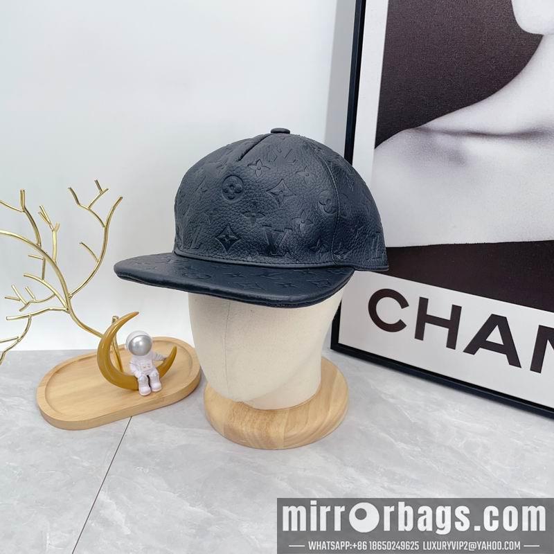 LV Hat dx155