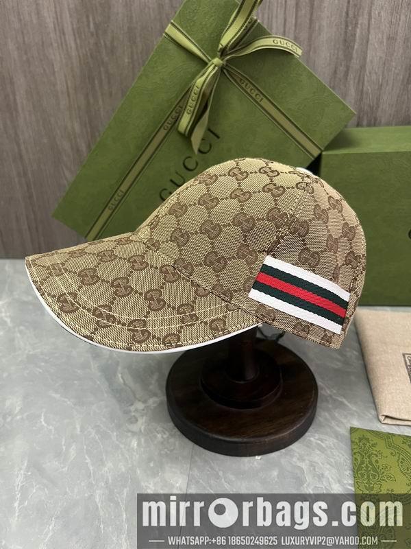 Gucci Hat dx10