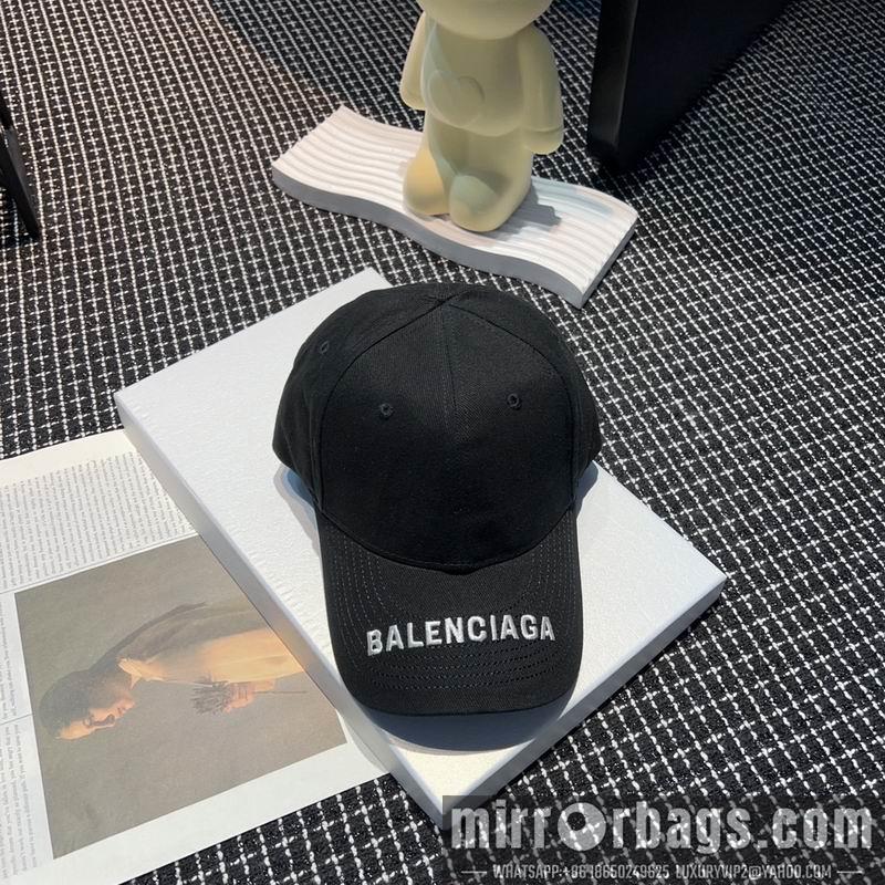 Balenciaga Hat dx13