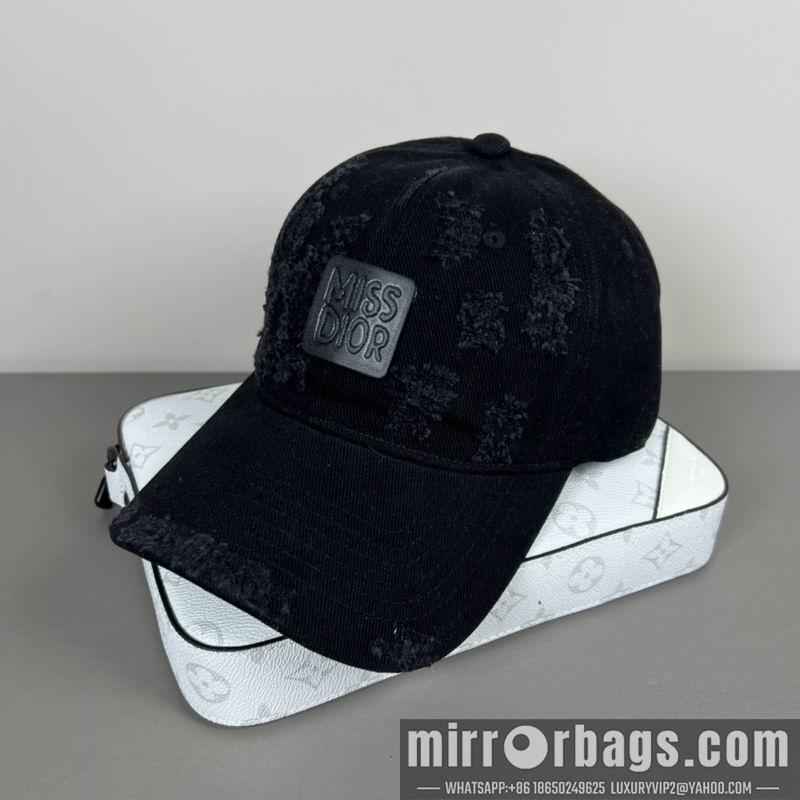 Dior Hat dx07