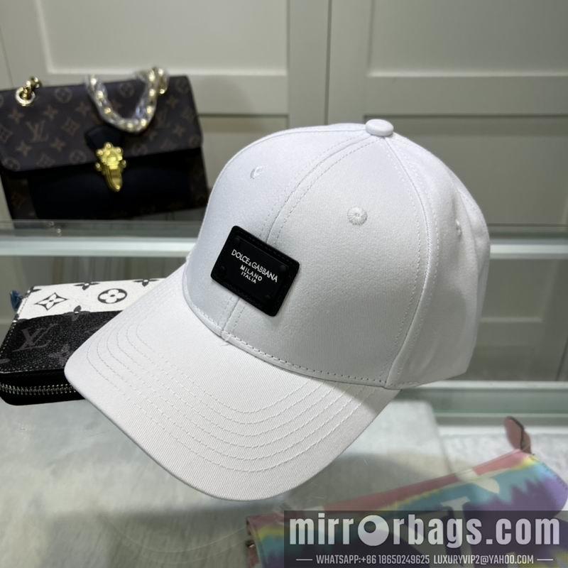 DG Hat 061015