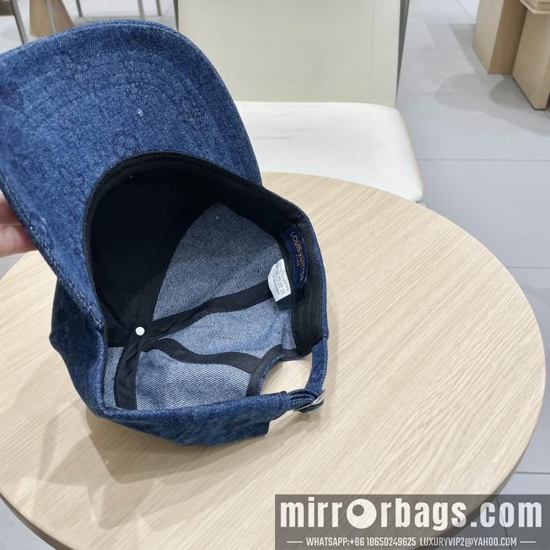 LV Hat 041404