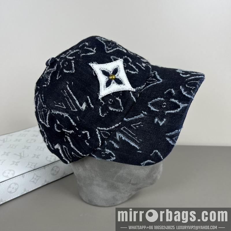 LV Hat dx24