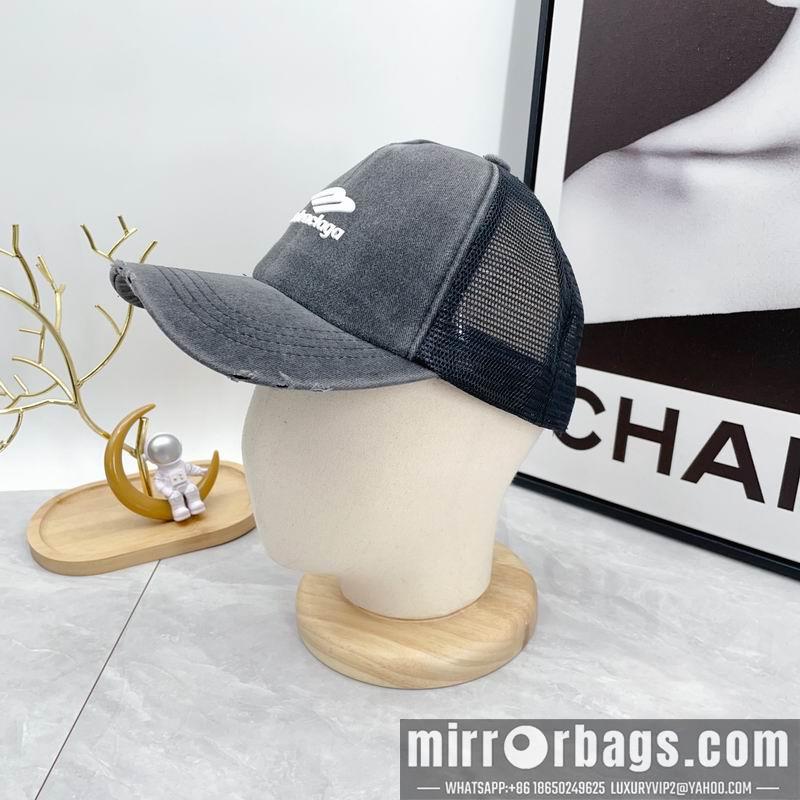 Balenciaga Hat dx53