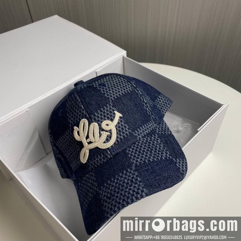 LV Hat 92702