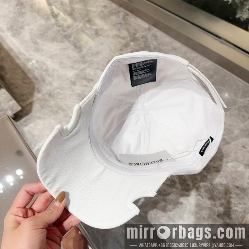 Balenciaga Hat dx55