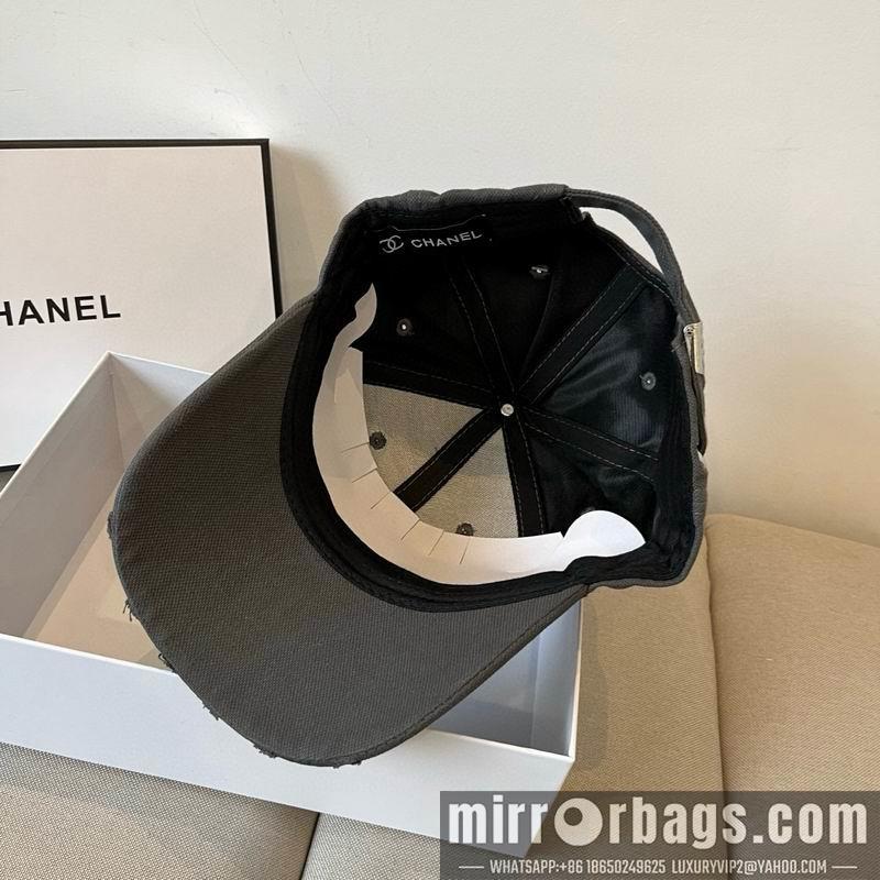 Chanel Hat dx37