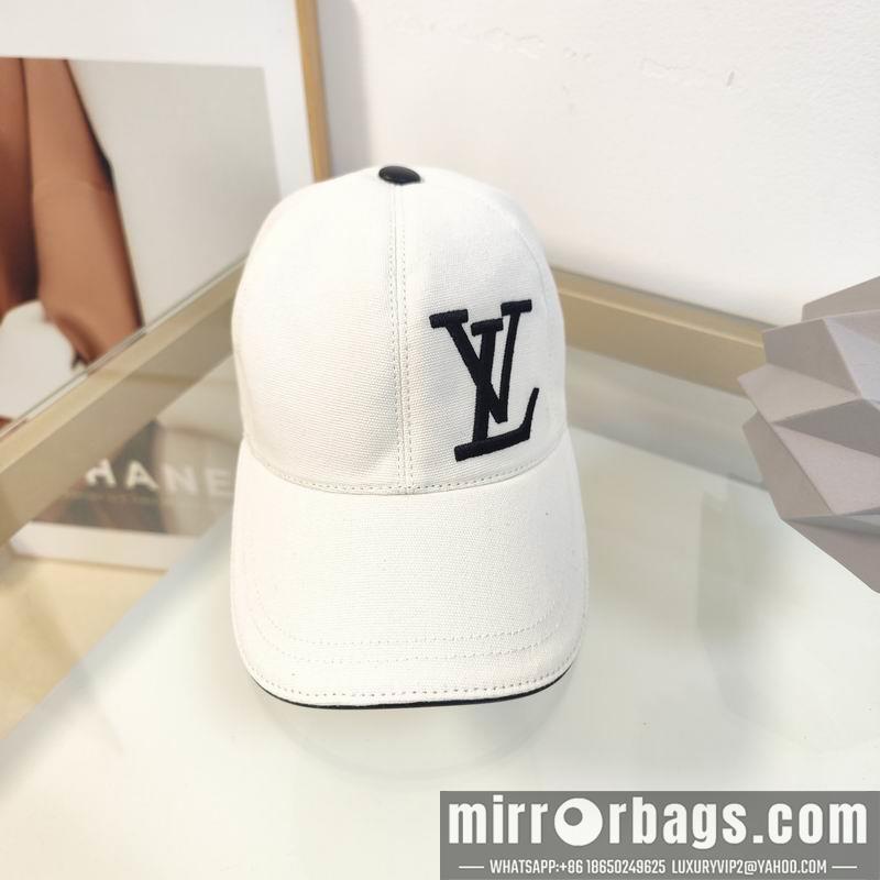 LV Hat dx111