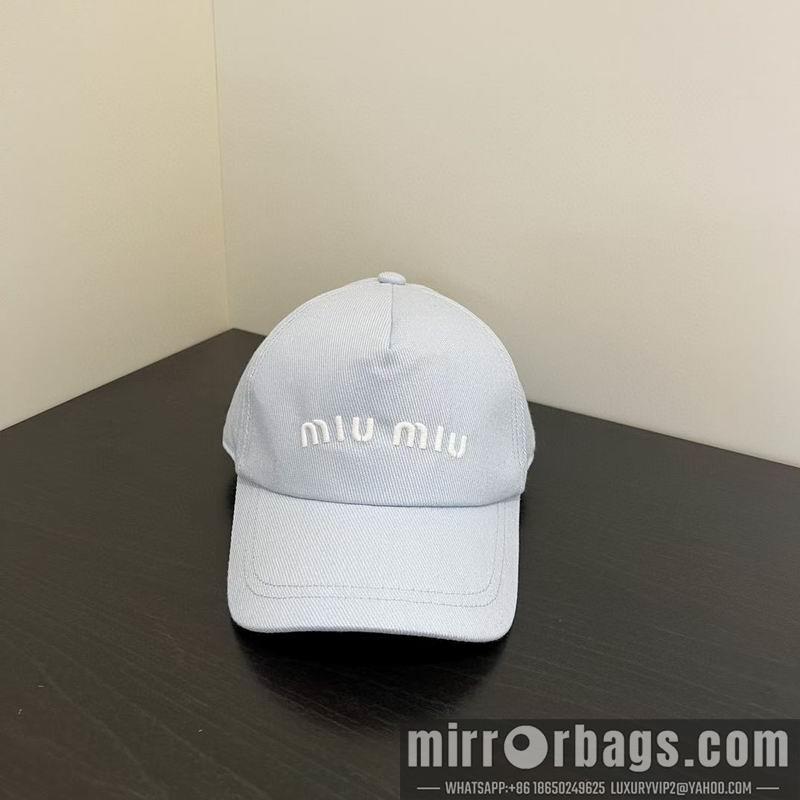 Miumiu Hat 091401
