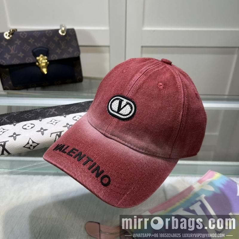 Valentino Hat dx02