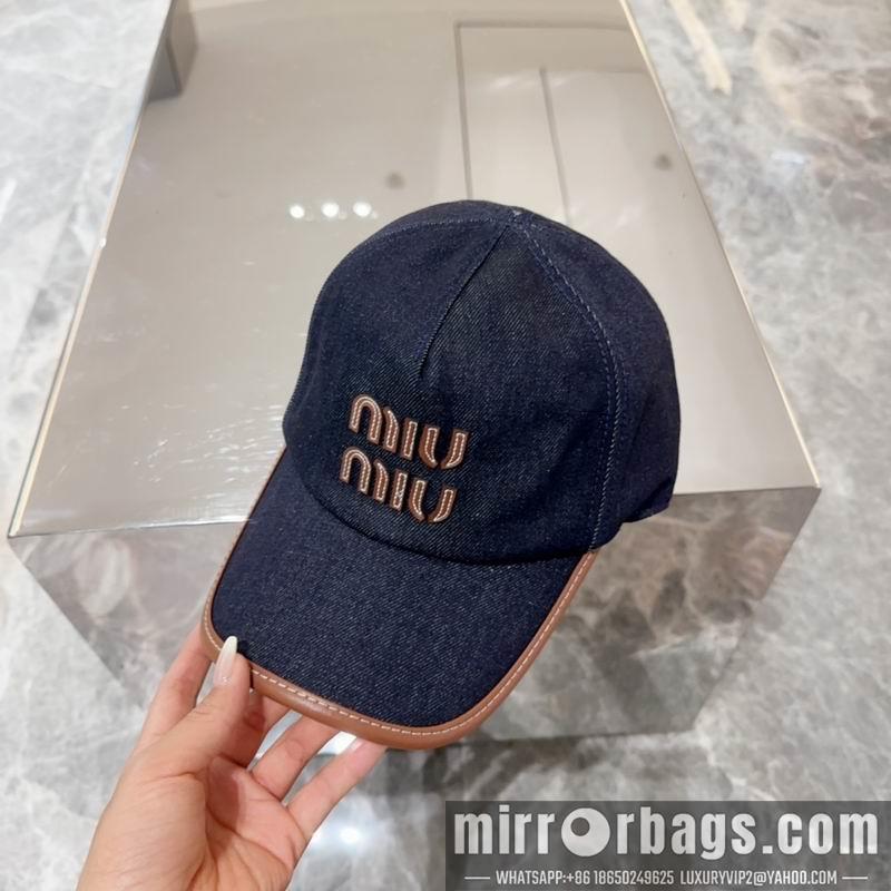 Miumiu Hat dx40