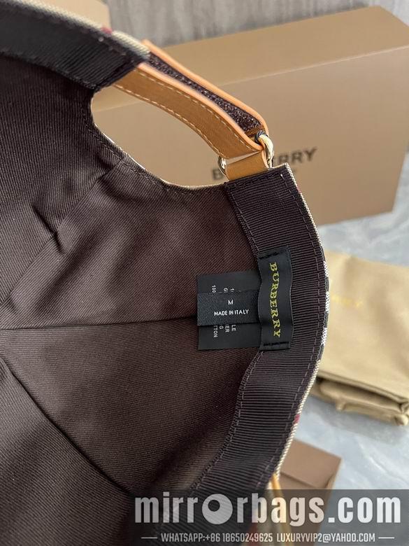 Burberry Hat dxn03