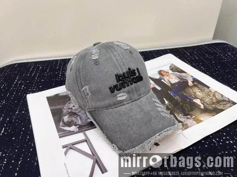 LV Hat dx109