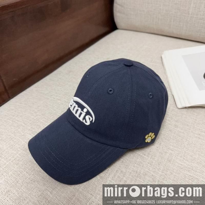 Emis Hat dx05