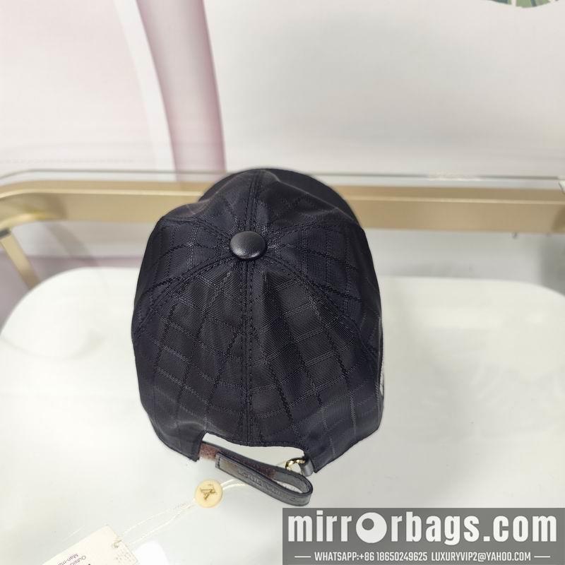 LV Hat dx132