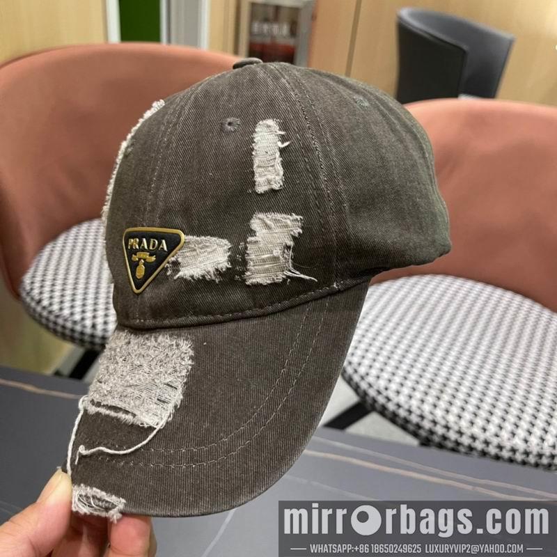 Prada Hat 021001