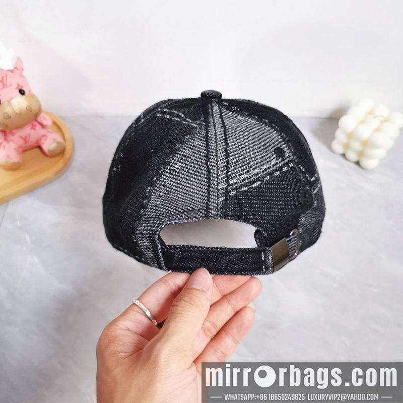 Miumiu Hat dx27