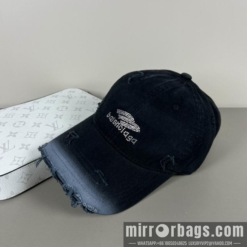 Balenciaga Hat dx26