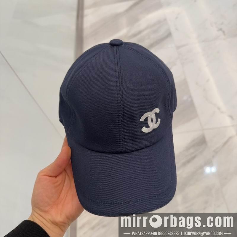 Chanel Hat dx40