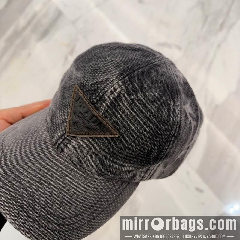Prada Hat dx23