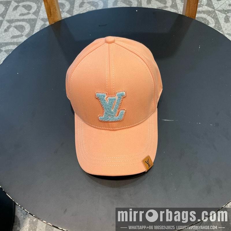 LV Hat 072303