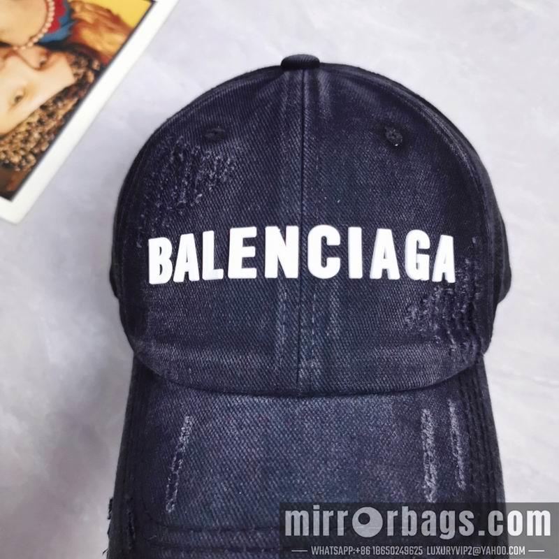 Balenciaga Hat dx34