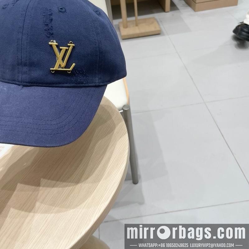 LV Hat 010902