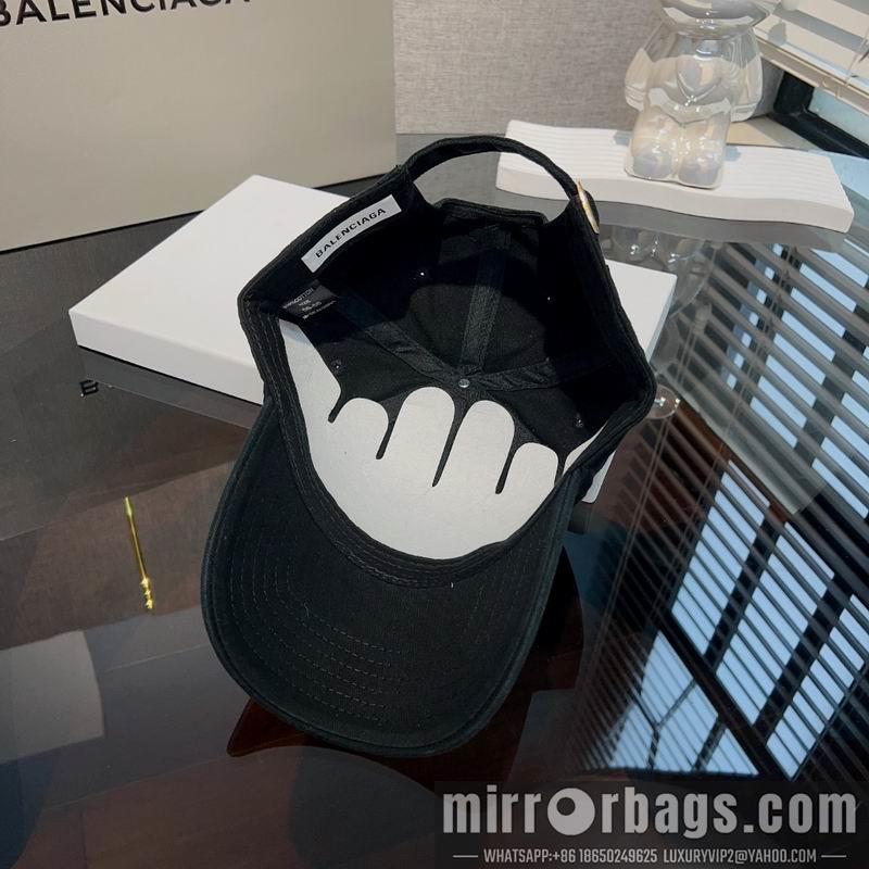 Balenciaga Hat dx05