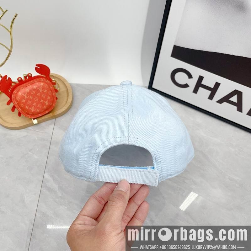 Miumiu Hat dx03