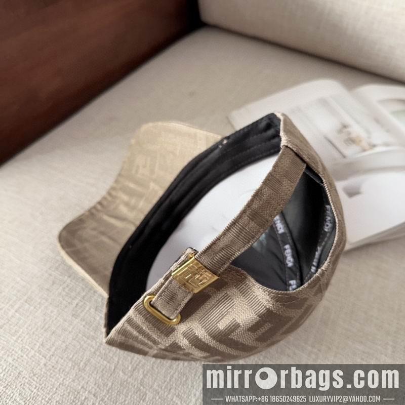 Fendi Hat dx69